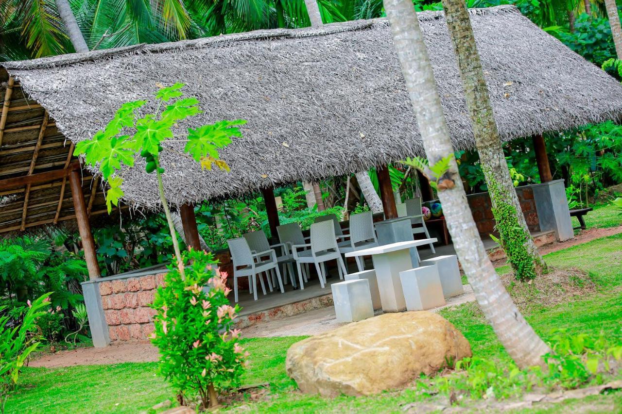 Kurumba Villas Bentota Buitenkant foto